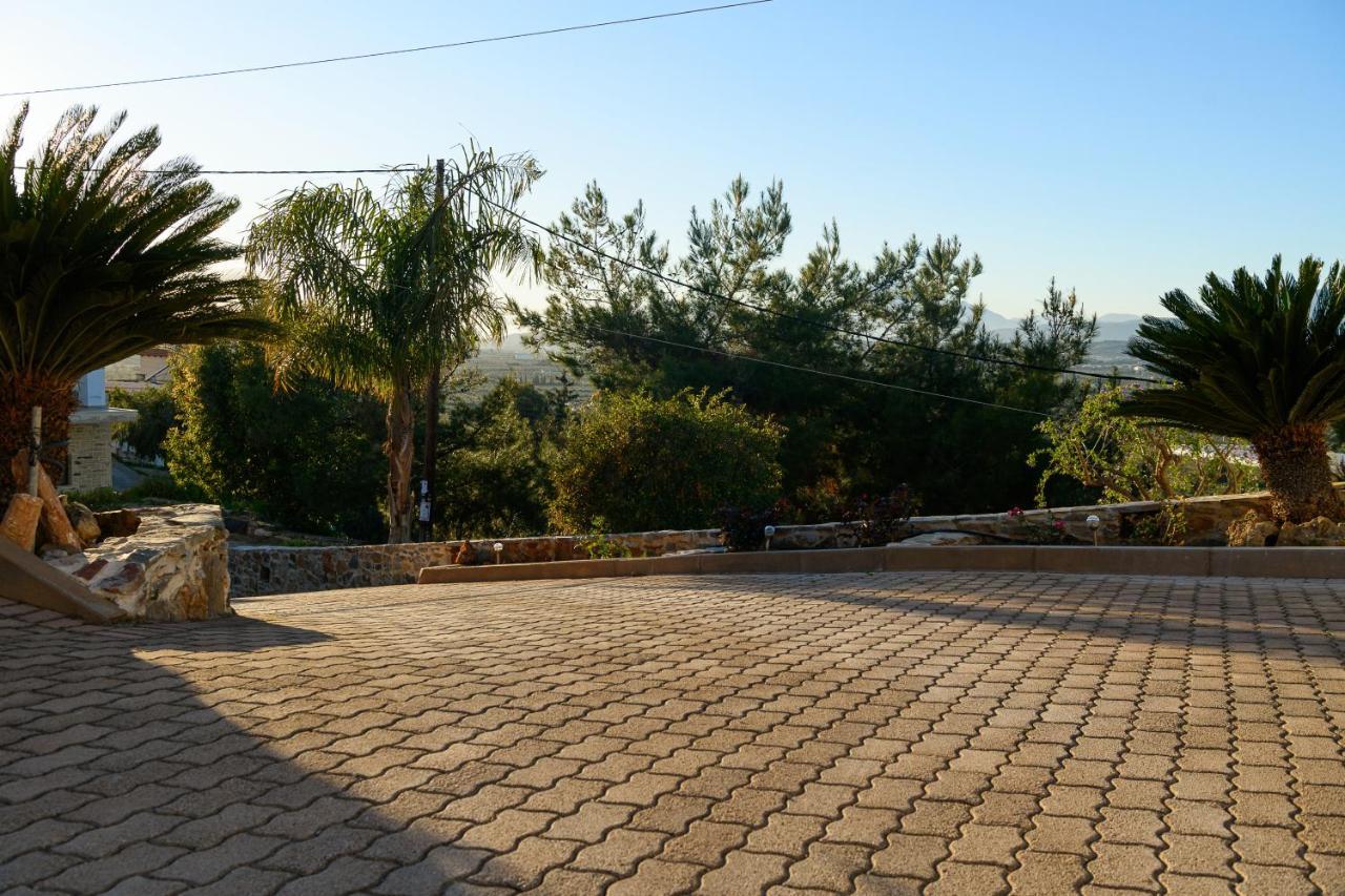 Aphrodite Mountain View Perion Exterior photo